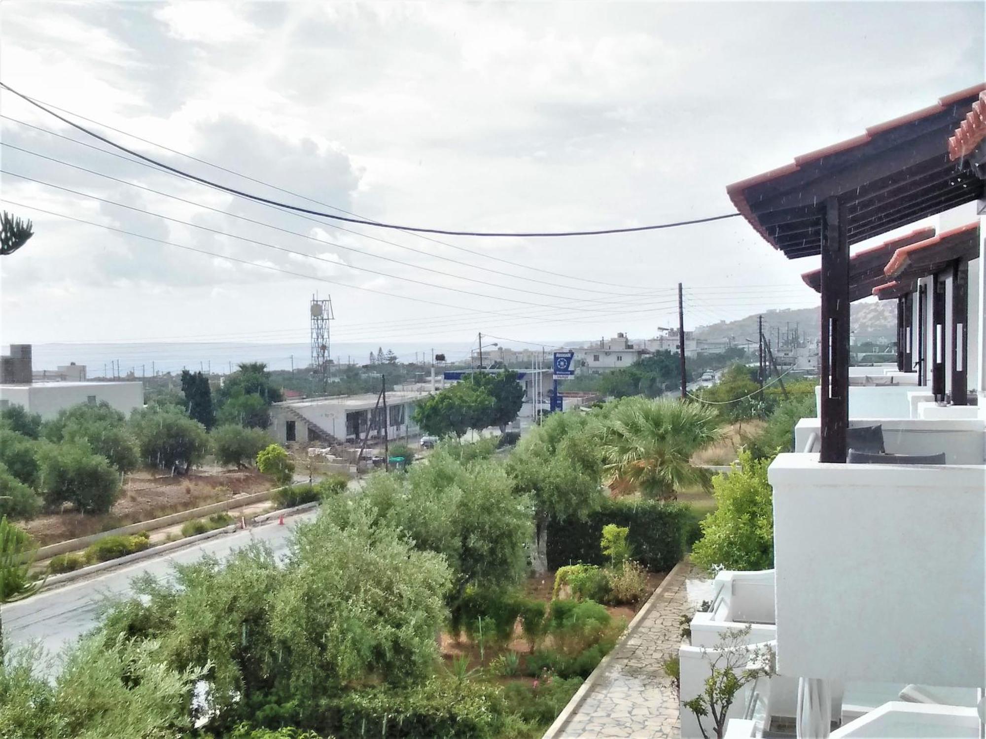New Aurora Apts Studios فيرما المظهر الخارجي الصورة